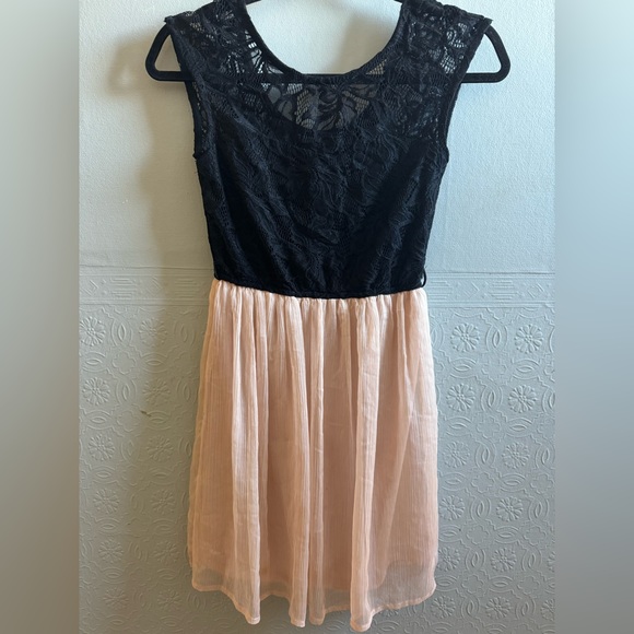 D Dynamite dress classy style - Picture 1 of 6